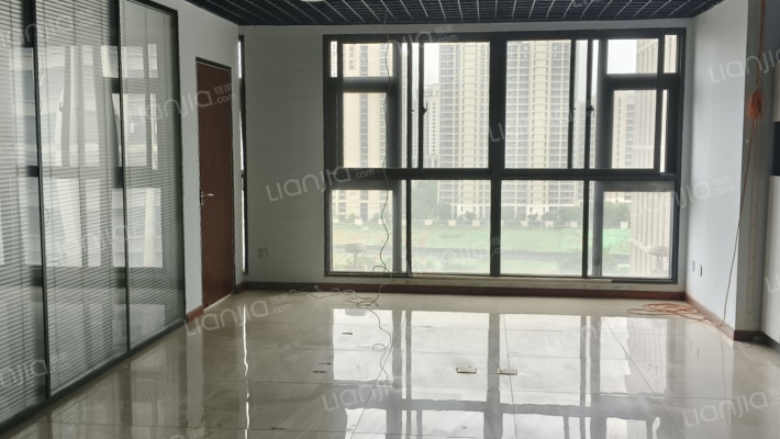 绿地博海大厦二手房实景图