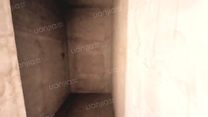 范阳路，物探六，一居，中间楼层，房本满二-卧室