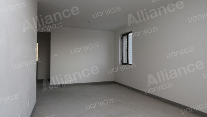 南北通透2居 眀厨卫 餐厅带窗 高楼层 东户 视野开阔-餐厅