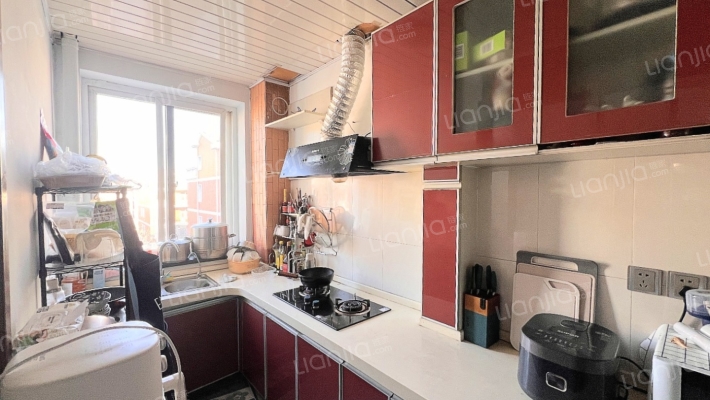 国富嘉园 南北通透三居室  看房提前联系-厨房