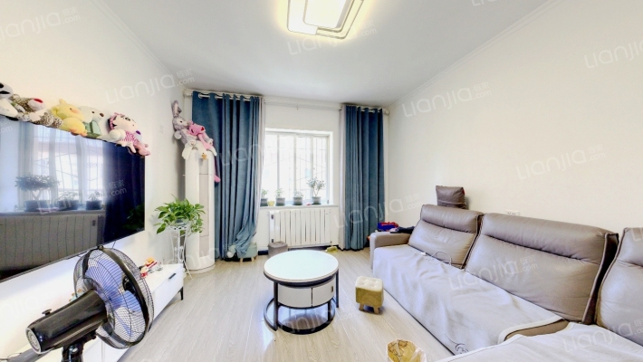 灞桥园丁花苑二手房实景图