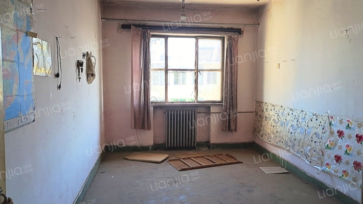 建设局住宅小区 3室1厅 南 北-卧室B