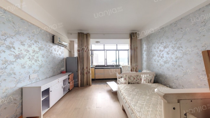 尚上园二手房实景图