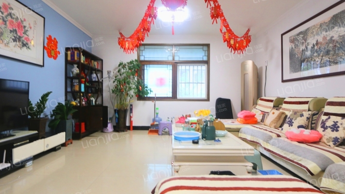 盛世花园小区二手房实景图