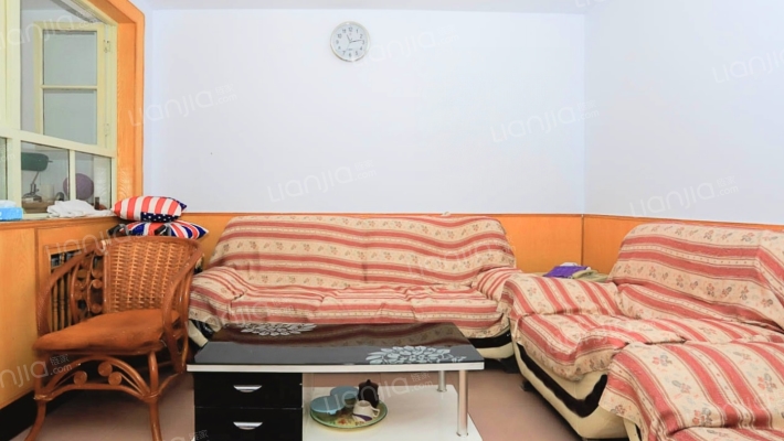 师专家属楼二手房实景图