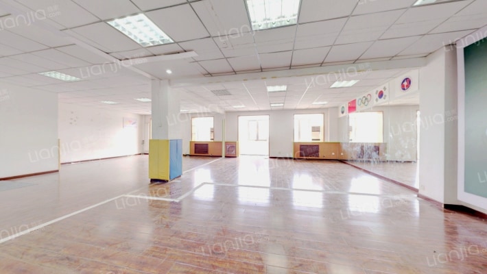 迎宾中路甲27号二手房实景图