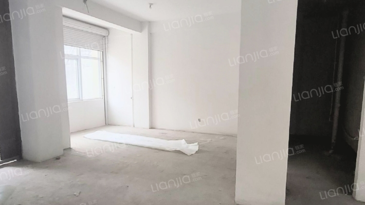 天成枫华丽致二手房实景图