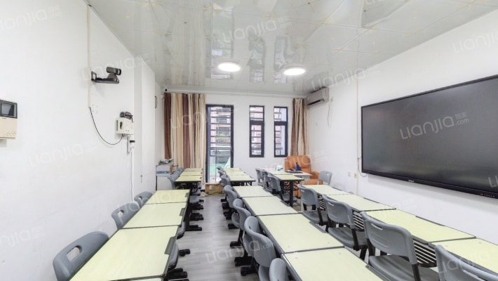 招商海月华庭二手房实景图