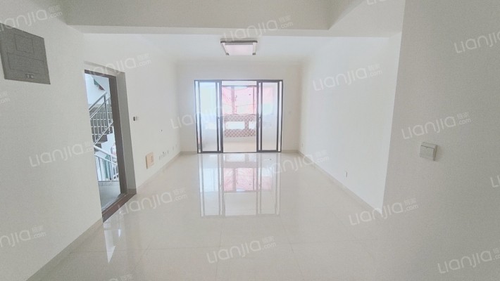 英利至高点嘉禾小区二手房实景图