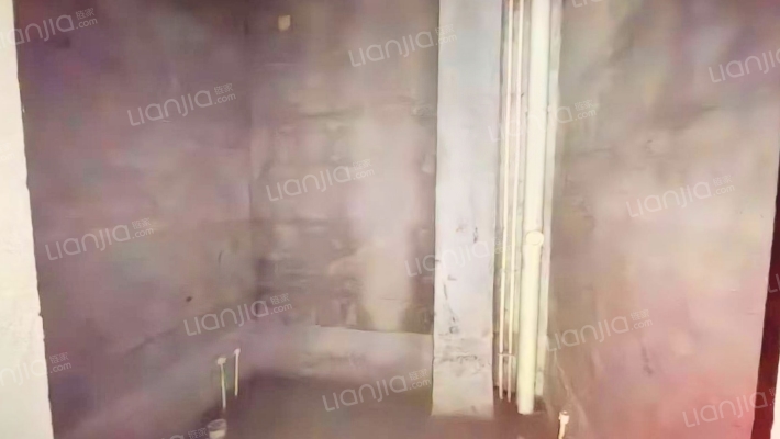 东京都类独栋，大院子，南边户，房本满五，业主靠谱卖-卫生间A