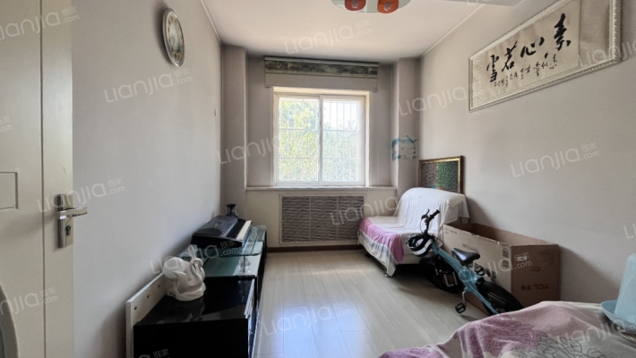 房子集中供暖 复试一跃二适宜各年龄段人群采光户型好-卧室D