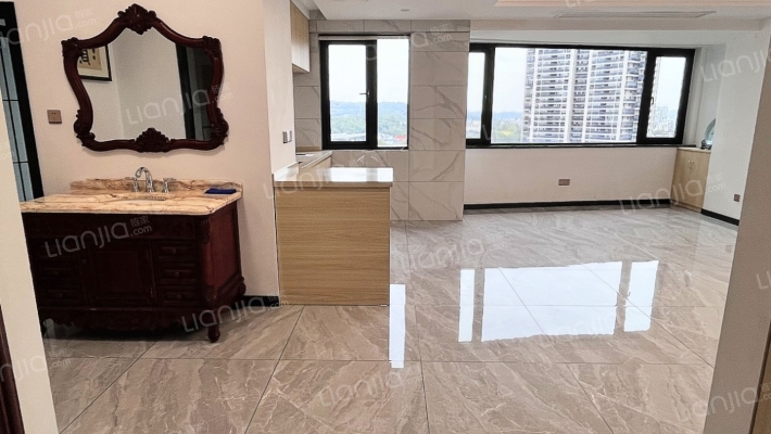 中针商务大厦二手房实景图