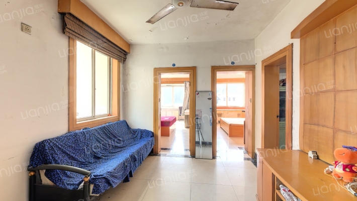 保昆公寓二手房实景图