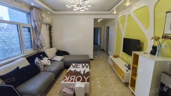 地质嘉园 3室2厅 南 北-客厅