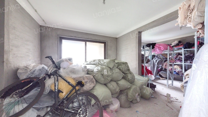 新都会二手房实景图