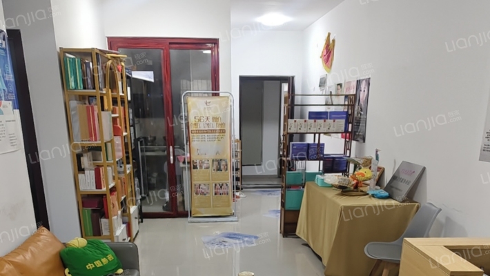 品湖雅苑二手房实景图