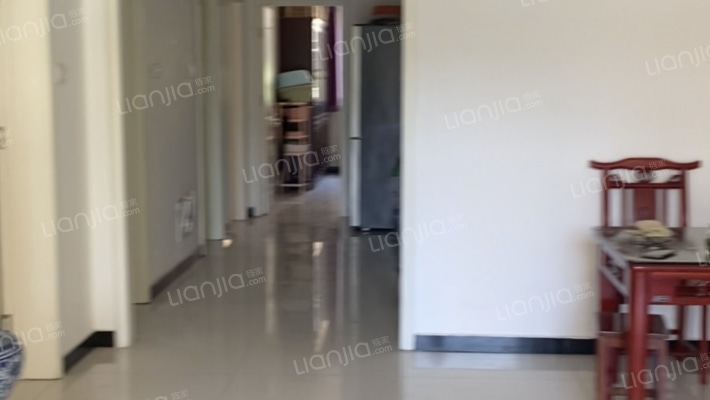 房本满二，税费低，南北通透通风好，采光好，-餐厅