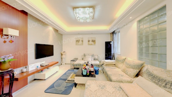 玖隆钱江观邸二手房实景图