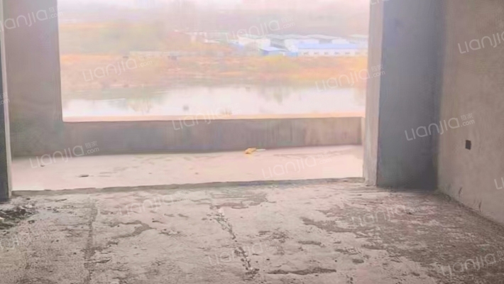 水岸名居二手房实景图