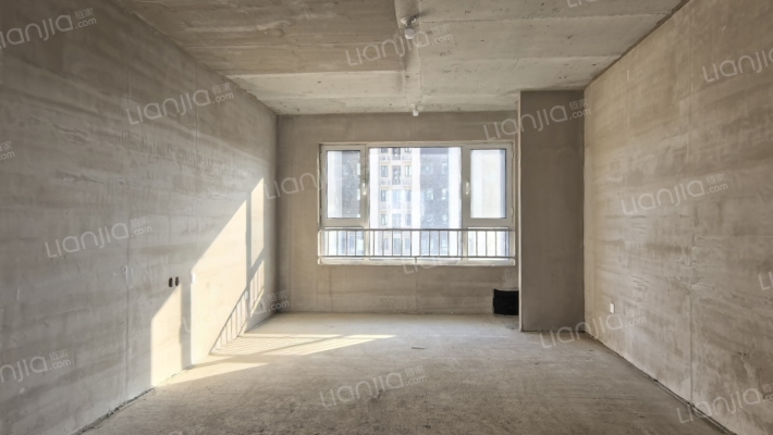 钻石商圈 双卧和客厅朝南三居双卫户型-客厅