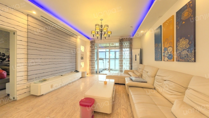 泰基花溪谷二手房实景图