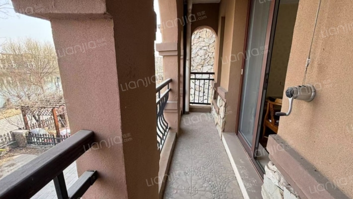 京都颐和城爱丁堡别墅区 万亩大盘 管家式服务-阳台