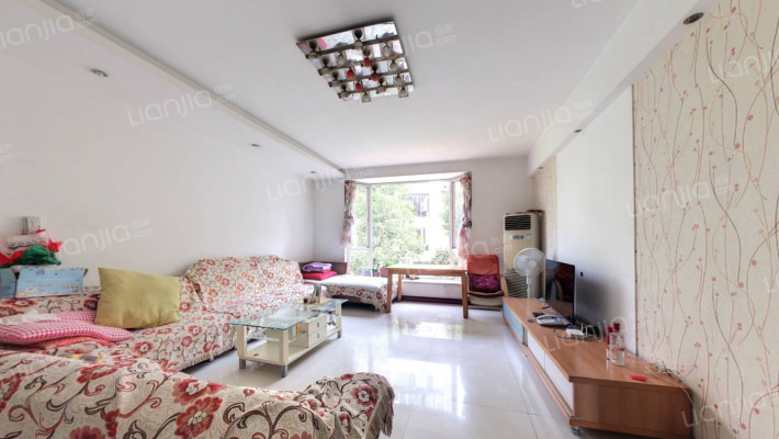 嘉瑞苑一期二手房实景图