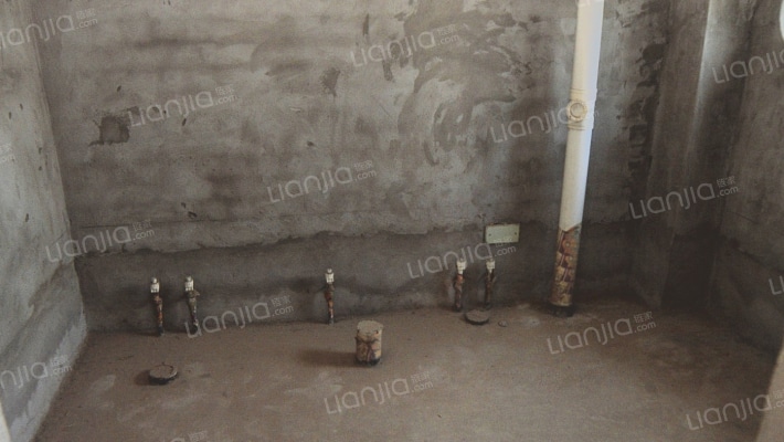 京都颐和城 5室3厅 南 北-卫生间D