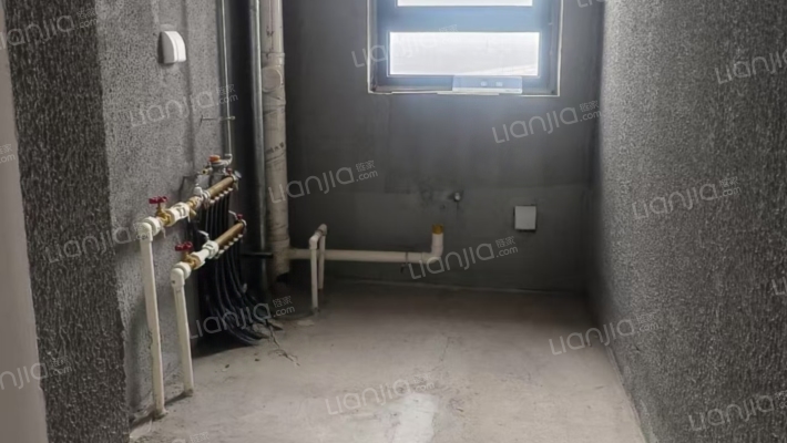 此房有本，南北通透，毛坯交付，随心装修，好楼层-厨房