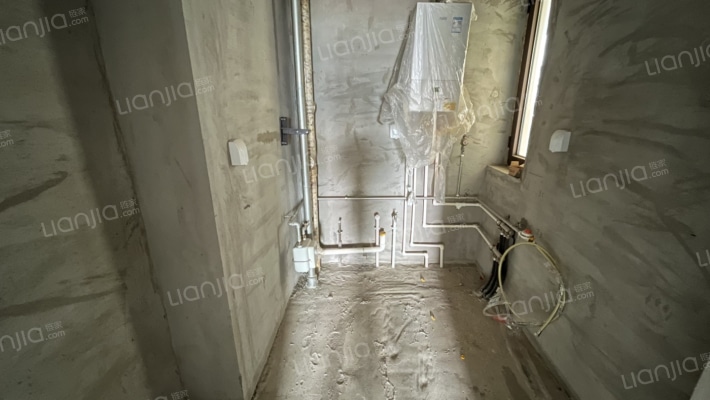 宝利新仕界 南北通透两居  满二 可贷款 价格可议-厨房