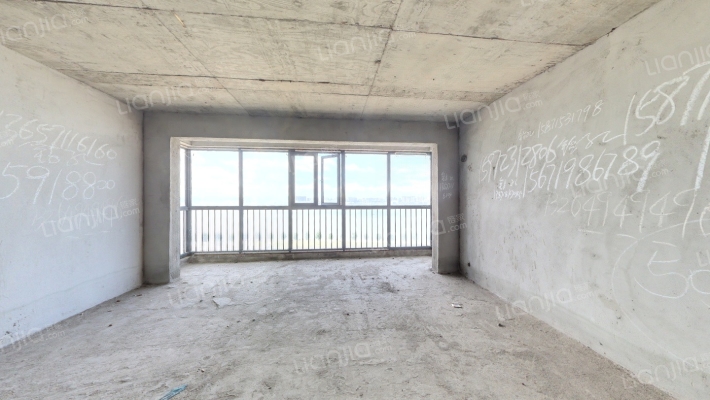 东方名居二手房实景图