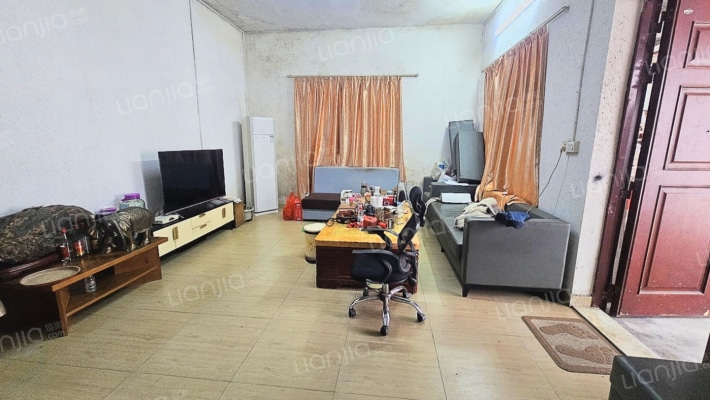 新岸路二手房实景图