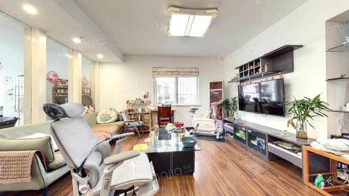 东港路二手房实景图