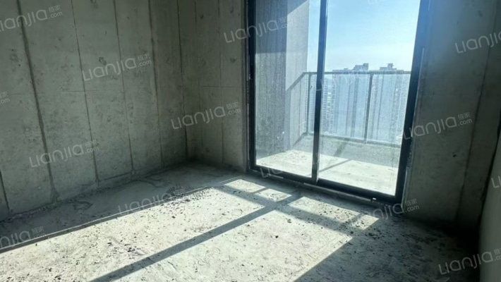 清水湾小镇里二手房实景图