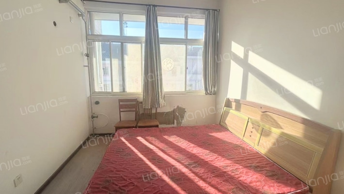 永安小区 4室2厅 南 北-卧室A