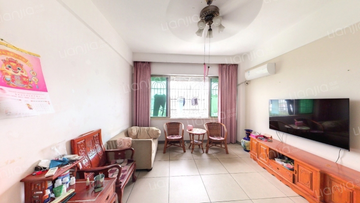 美舍假日公寓二手房实景图