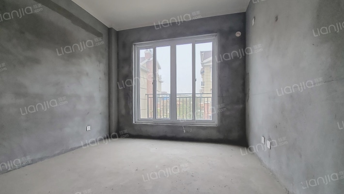 芳草名苑二手房实景图