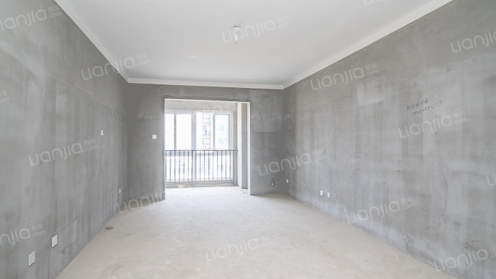 中央广场二手房实景图