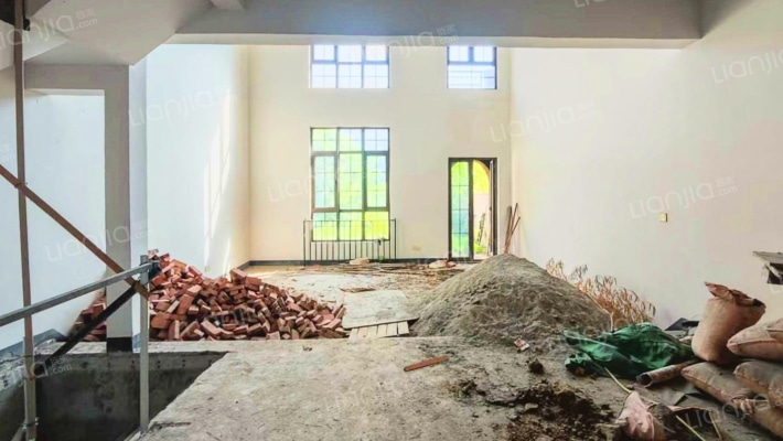 融创嘉德庄园一期二手房实景图