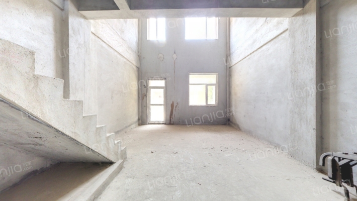 F绿岛艺墅二手房实景图