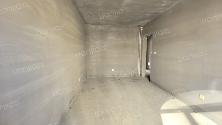 涿州城西农大联排别墅，地上可停车，环境优美-卧室C