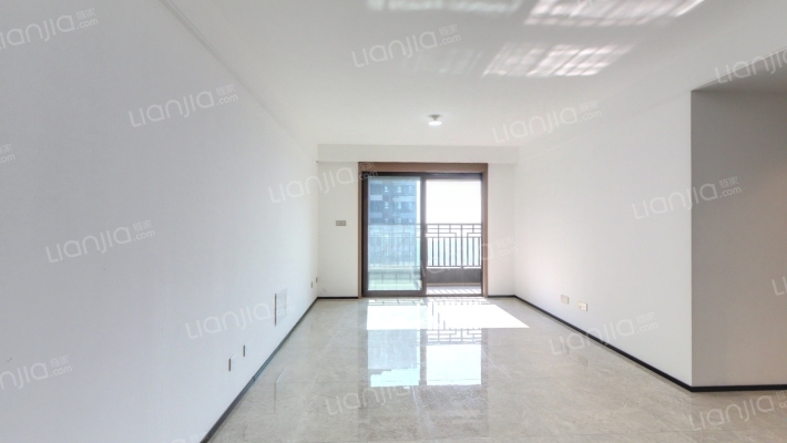 万科蓝湾传奇二手房实景图