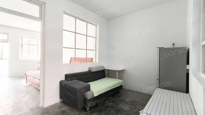 訾家灌庄小区二手房实景图