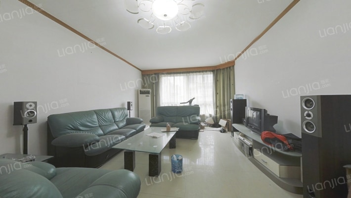 鼎虹嘉苑二手房实景图