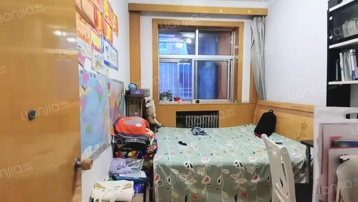 这套房子满五税费少 南北通透，采光充足，好地段-卧室C