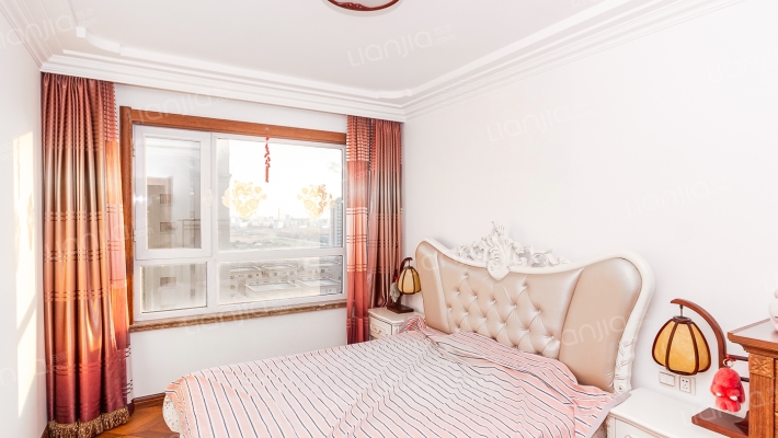 南城佳园二手房实景图