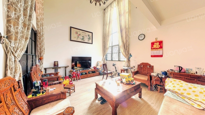 万科城二手房实景图