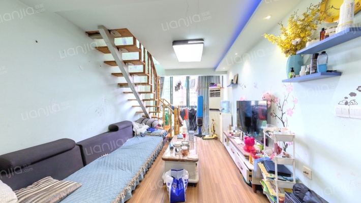 金城银樽二手房实景图