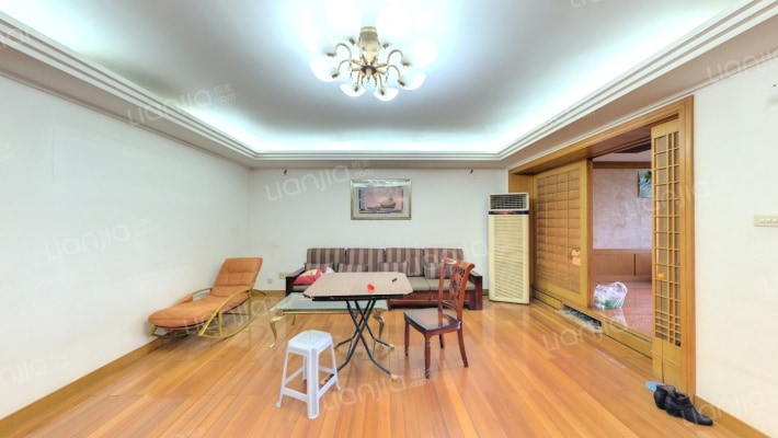 高雅花园二手房实景图