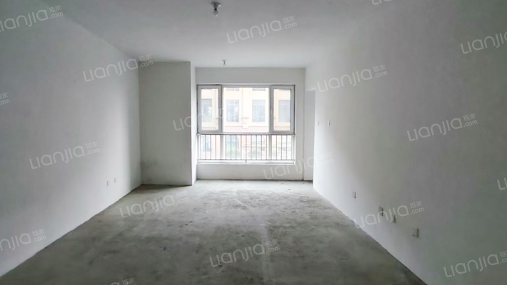 西辛嘉苑二手房实景图